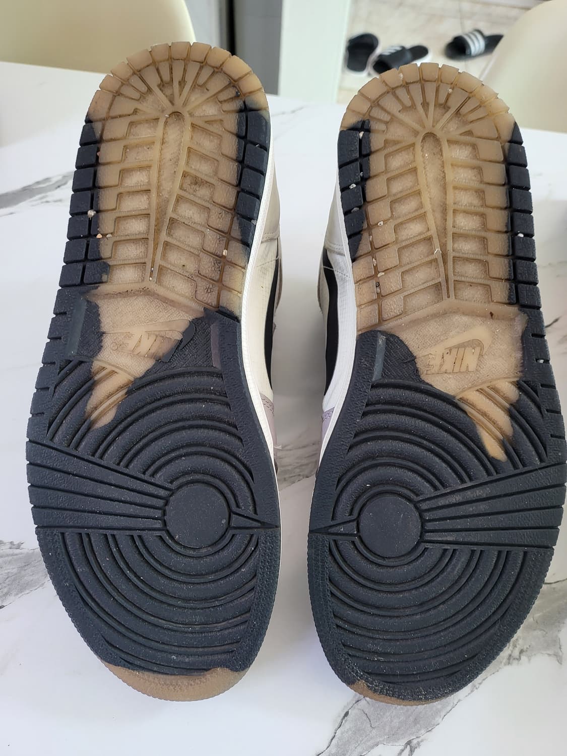 [280] 조던1 엘리먼트 고어텍스 세일 상품이미지4