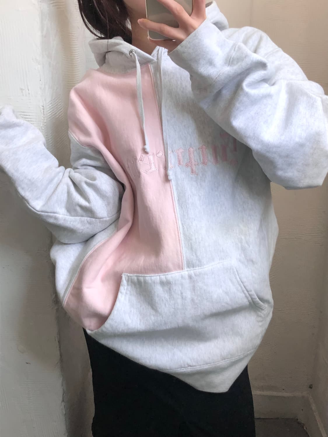 Supreme 슈프림 17FW 그레이 핑크 아치로고 후드 상품이미지1