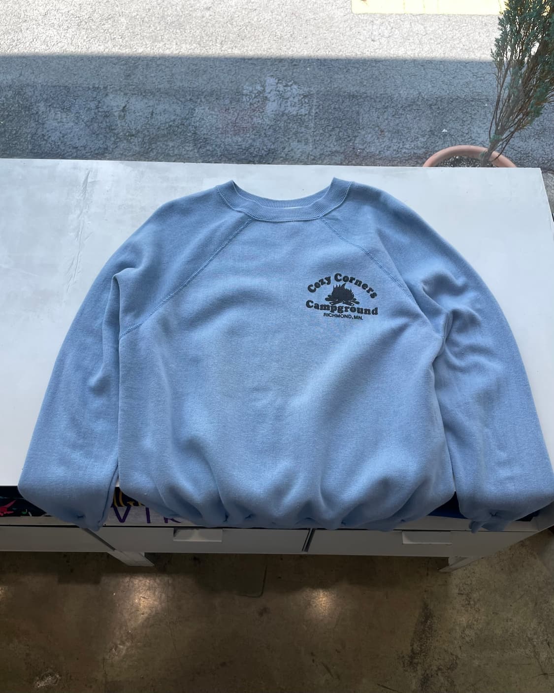 80‘s USA “Camp Ground 🔥” sweatshirt L 상품이미지5