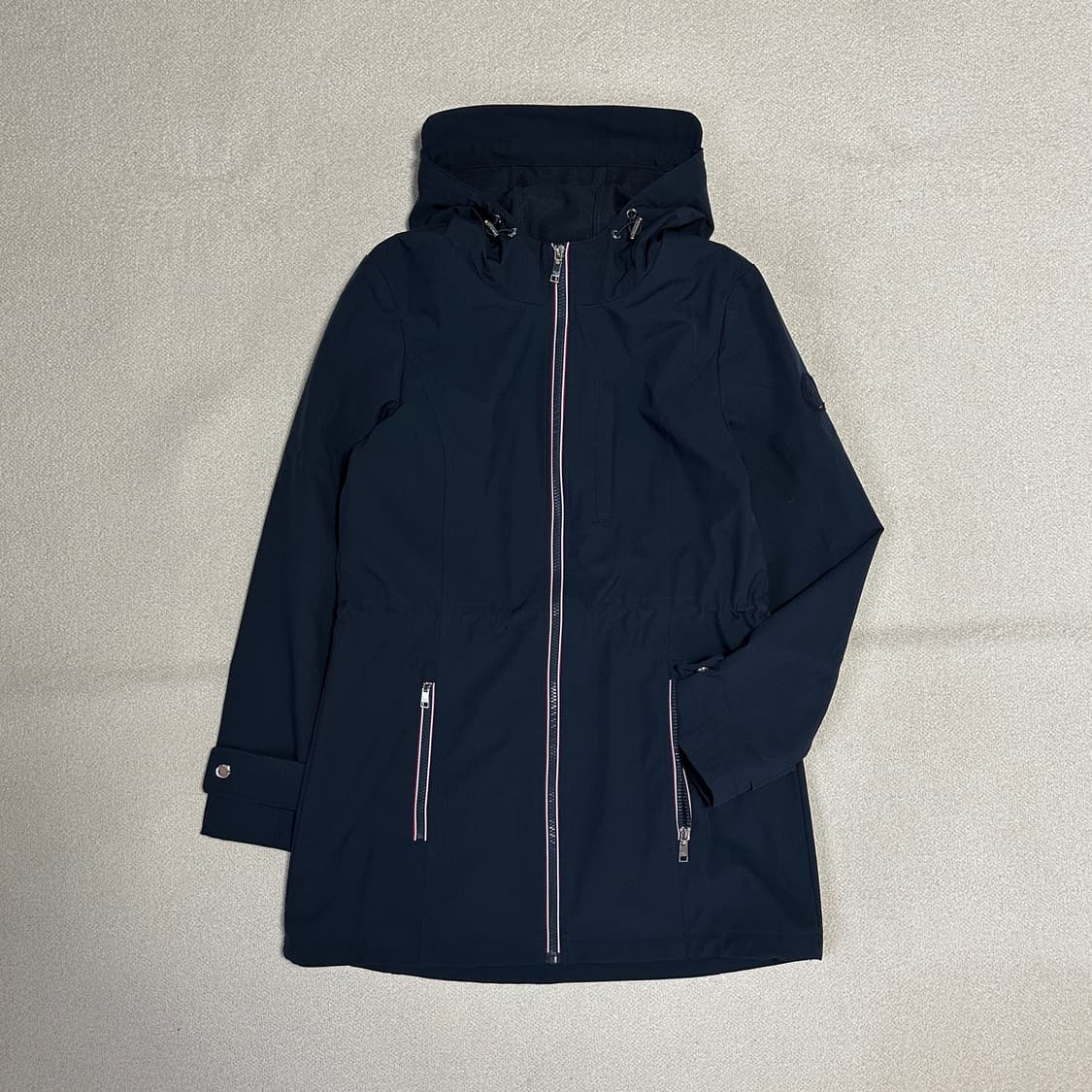 타미힐피거 아이코닉 스포티 후드 소프트쉘 레인 재킷 상품이미지1