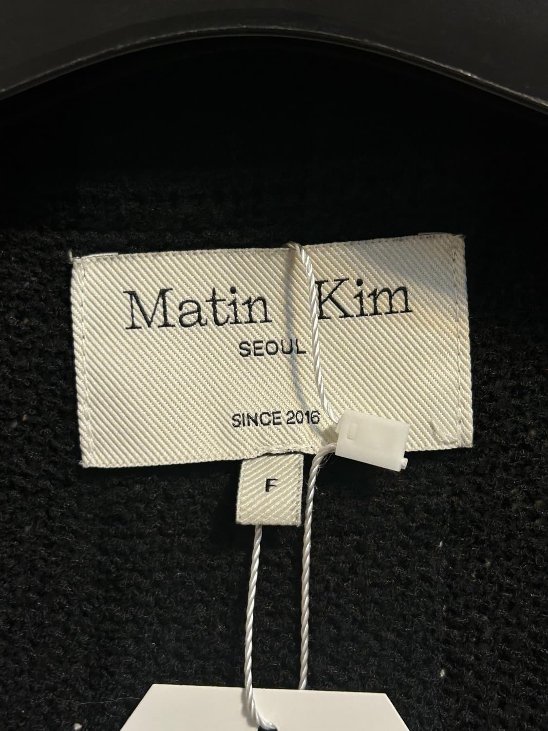 마뗑킴 사이드 스티치 크롭 가디건 상품이미지7