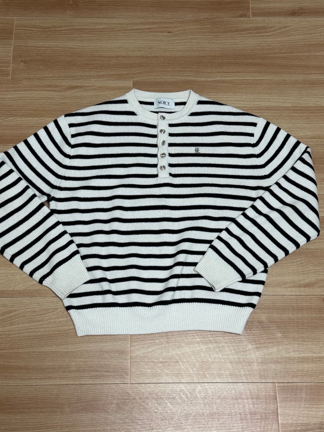 [L] 노이스 헨리넥 니트 상품이미지3