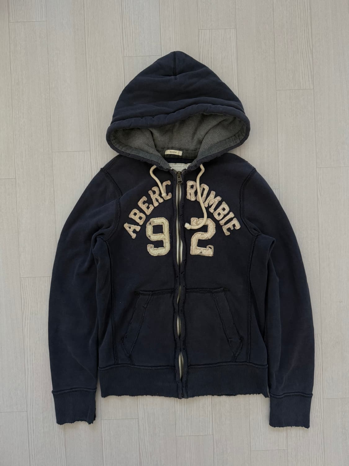 아베크롬비 중앙 자수로고 헤비코튼 네이비 후드집업 상품이미지5