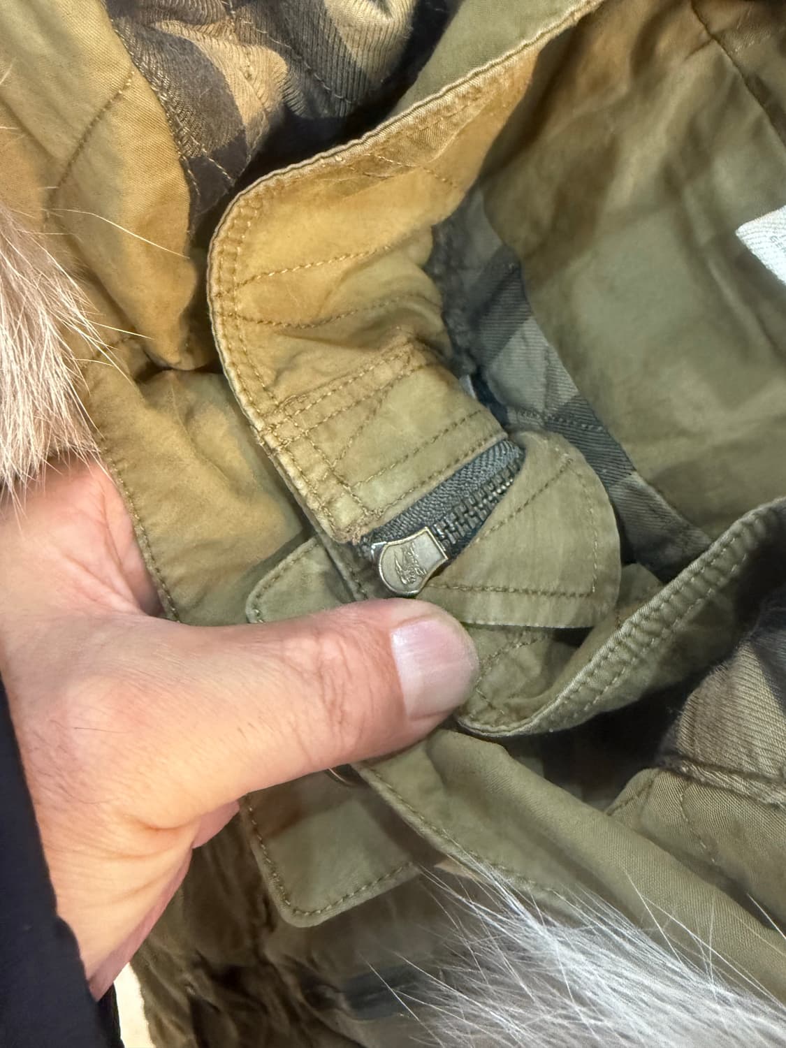 36/44-55 정품 버버리 브릿 야상패딩 팝니다 상품이미지4