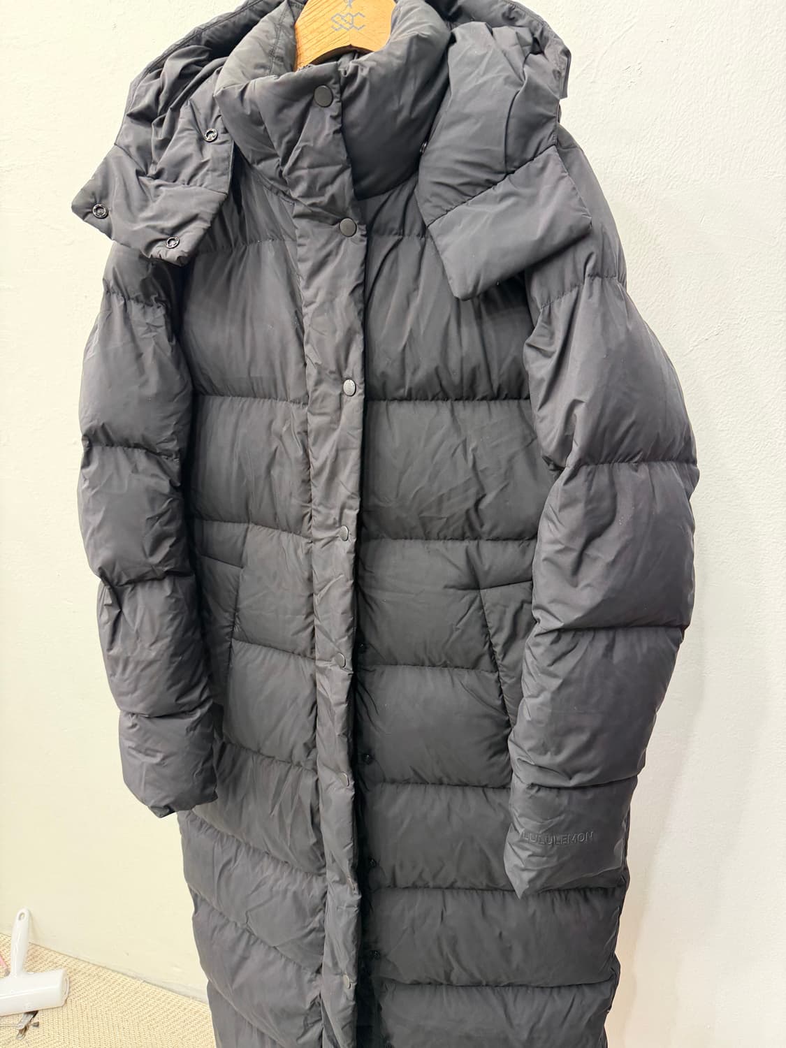 정품) 룰루레몬 여성 블랙 구스 롱패딩 4 상품이미지3