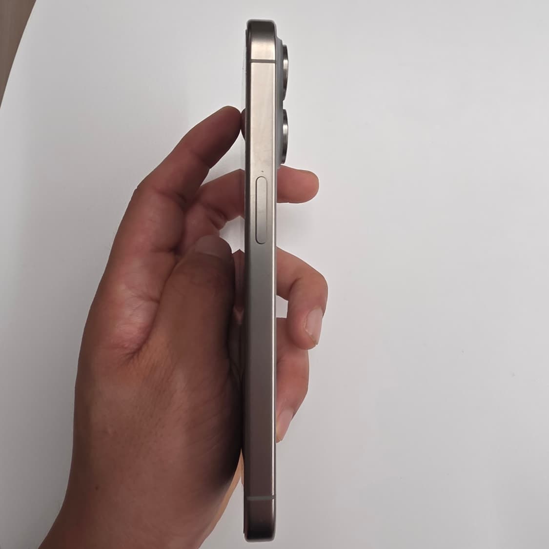 아이폰 15pro 256 네츄럴 티타늄 판매 상품이미지2