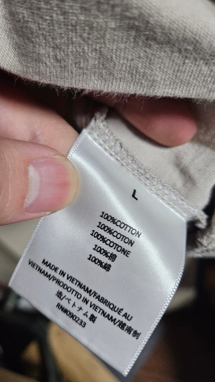 피어오브갓 에센셜 브이넥 반팔티셔츠 상품이미지5