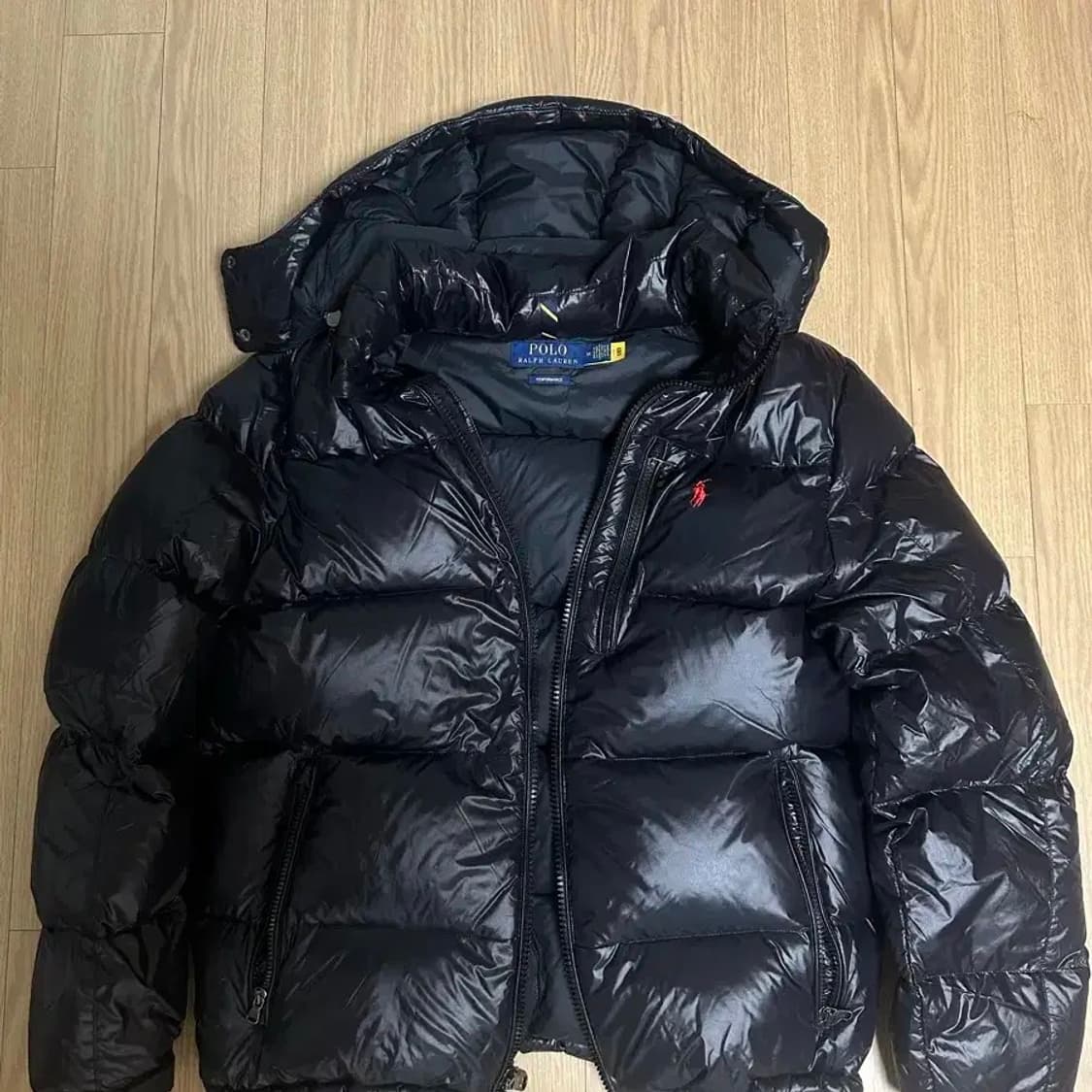 폴로 유광패딩 M 사이즈 상품이미지2
