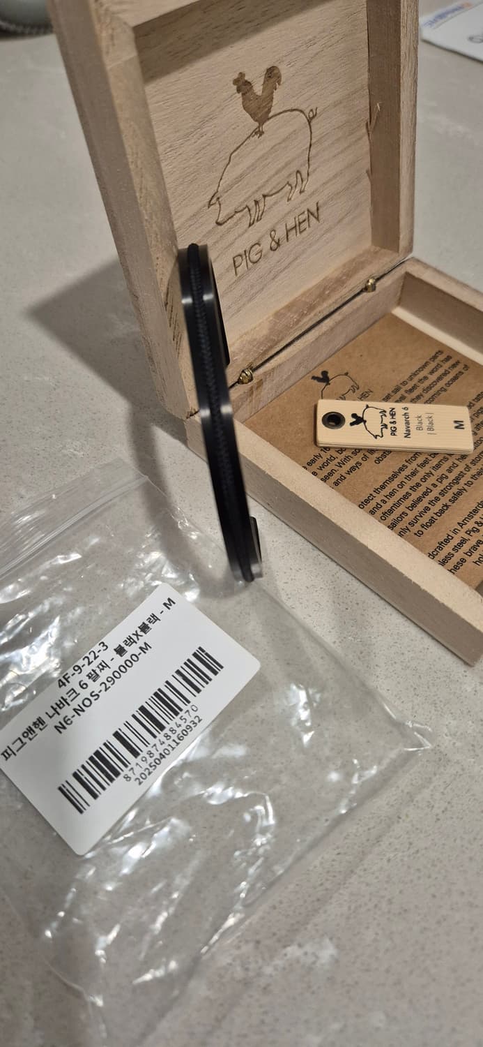 피그앤핸 나바크6 팔찌- 블랙x블랙(M) 상품이미지9