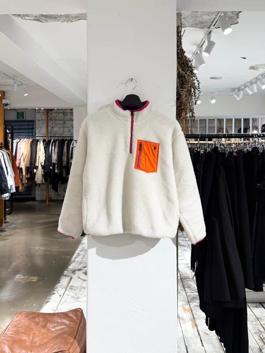 폴로 랄프로렌 화이트 오렌지 포켓 풀오버 플리스 상품이미지1