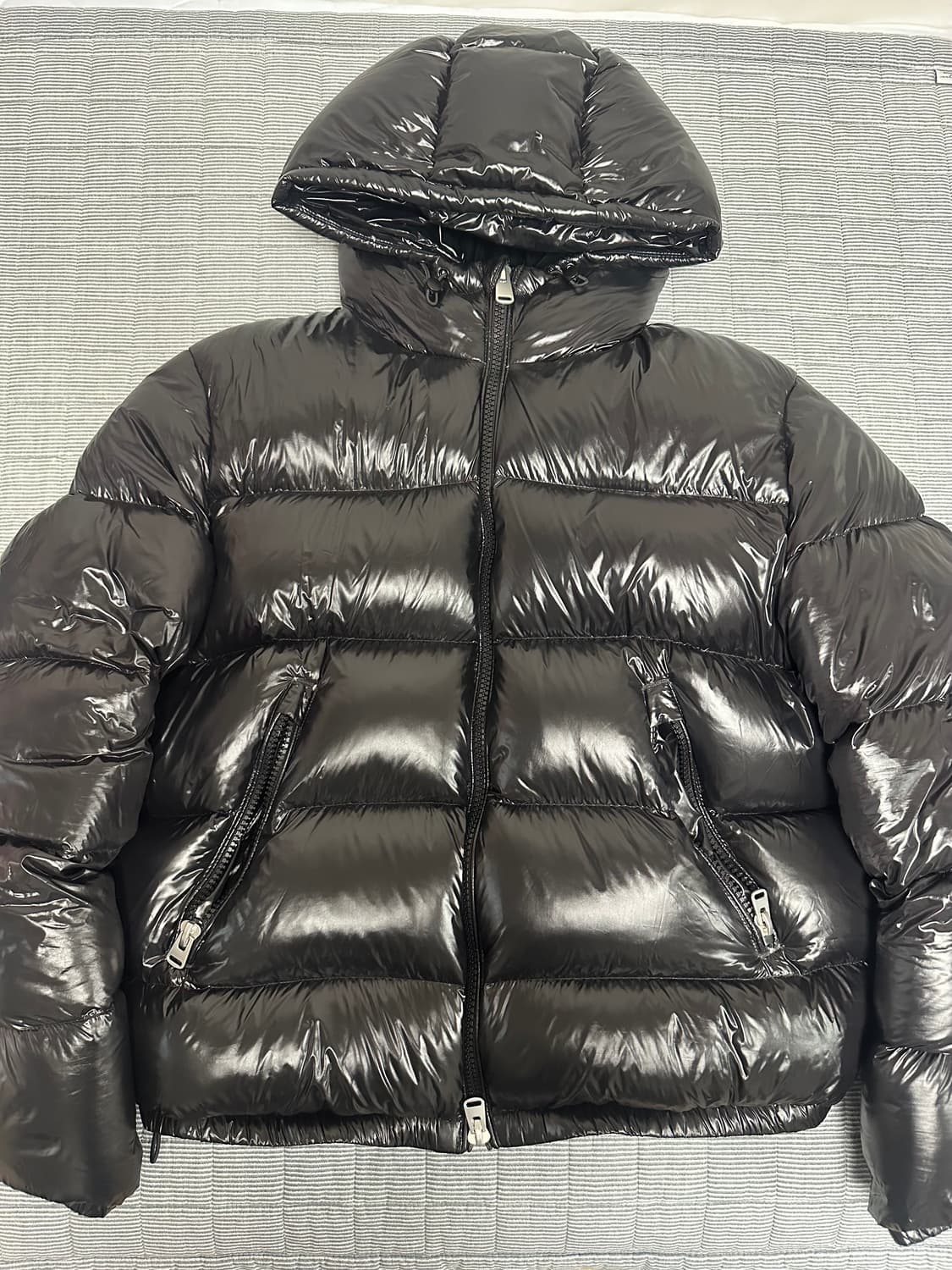 뭉클레어맛 자라 페더 워터프루프 유광 패딩 L 상품이미지3