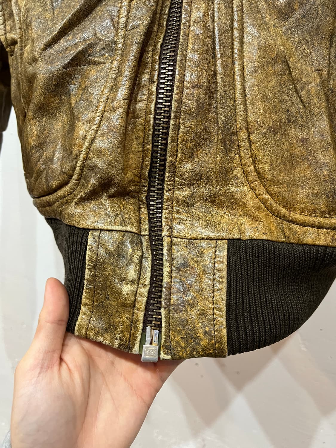 90s INDEFINI 소가죽 봄버자켓 상품이미지3