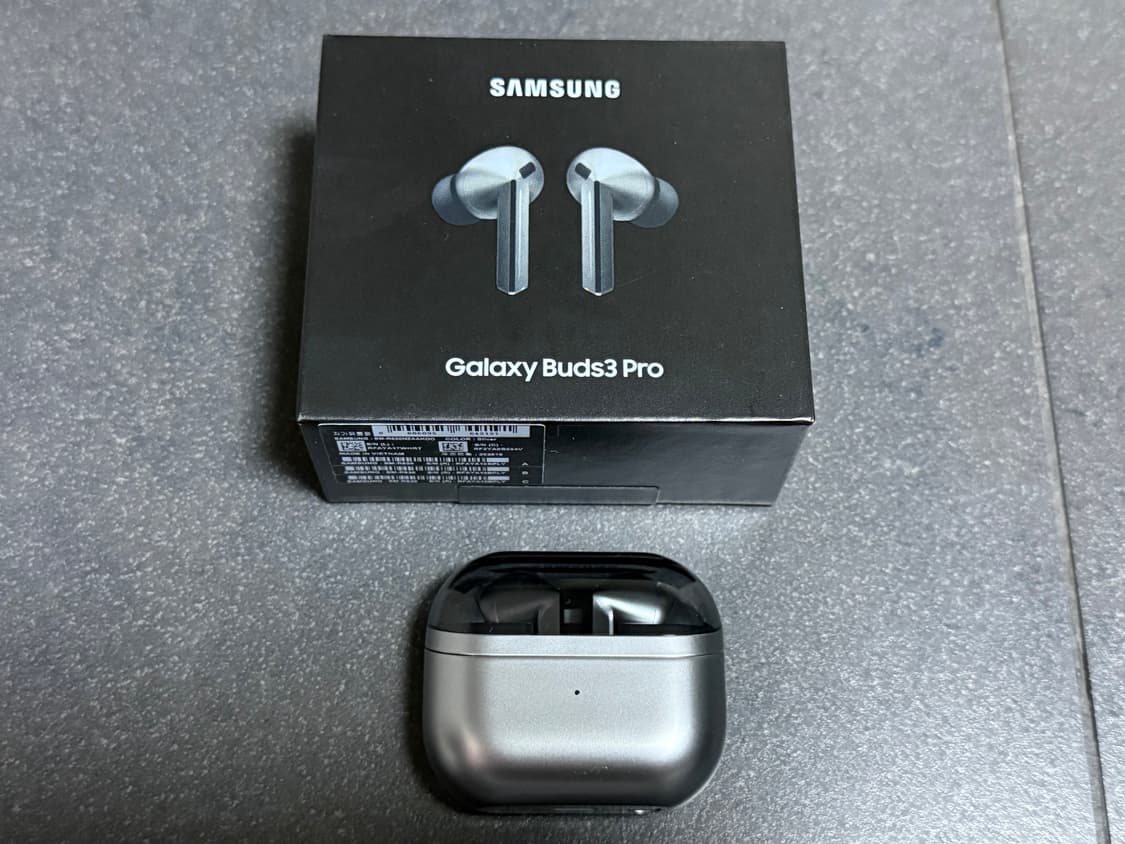 갤럭시 버즈3 프로 실버 신동품 1시간 미만 사용 상품이미지1