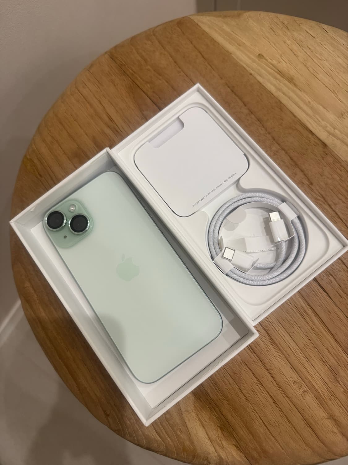 [최최상급! 상태 거의완벽!]민트 아이폰 15 256GB 육안으로보이는  상품이미지1