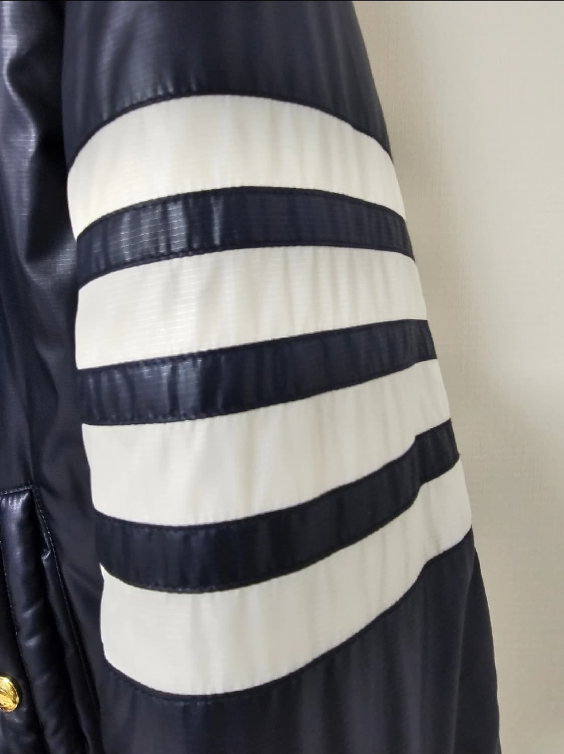 톰브라운 사선완장 봄버 다운 롱패딩(0/공용/백화점정품) 상품이미지3