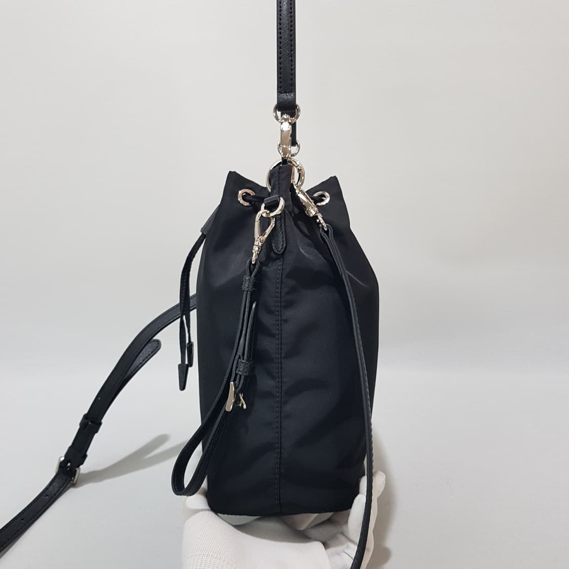 프라다 리나일론 파우치 버킷백 상품이미지4