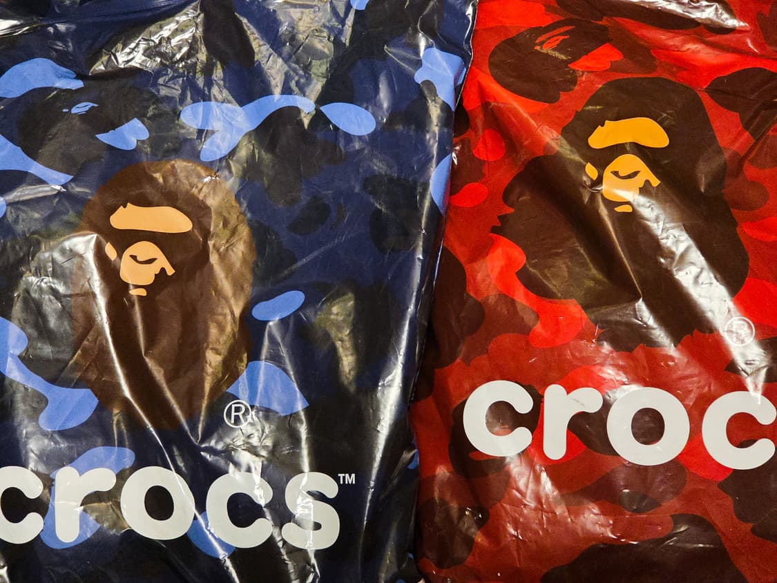 2026 베이프 크록스 네이비 BAPE Crocs Navy 상품이미지2