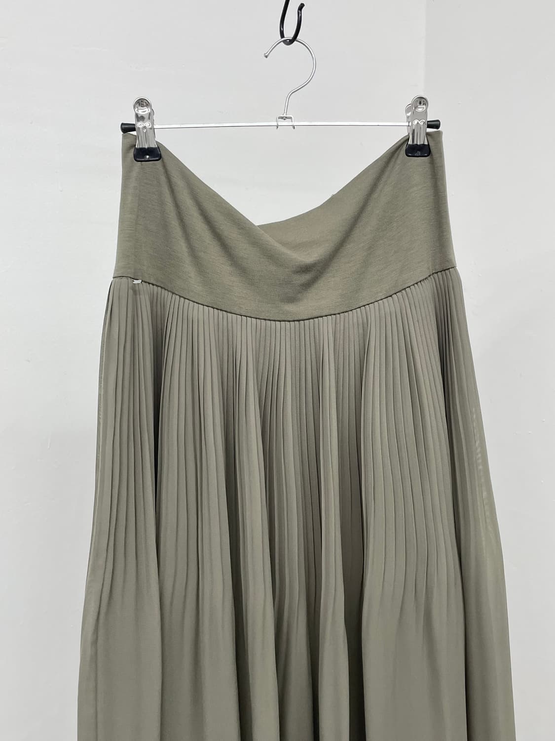 카키 레이어드 플리츠 스커트 상품이미지6