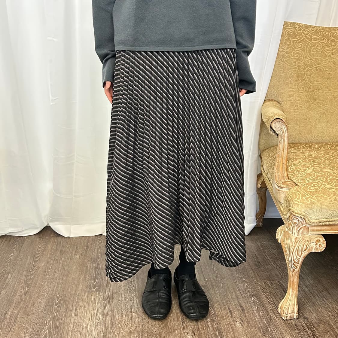 이세이 미야케 스트라이프 플리츠 플레어 스커트 상품이미지1