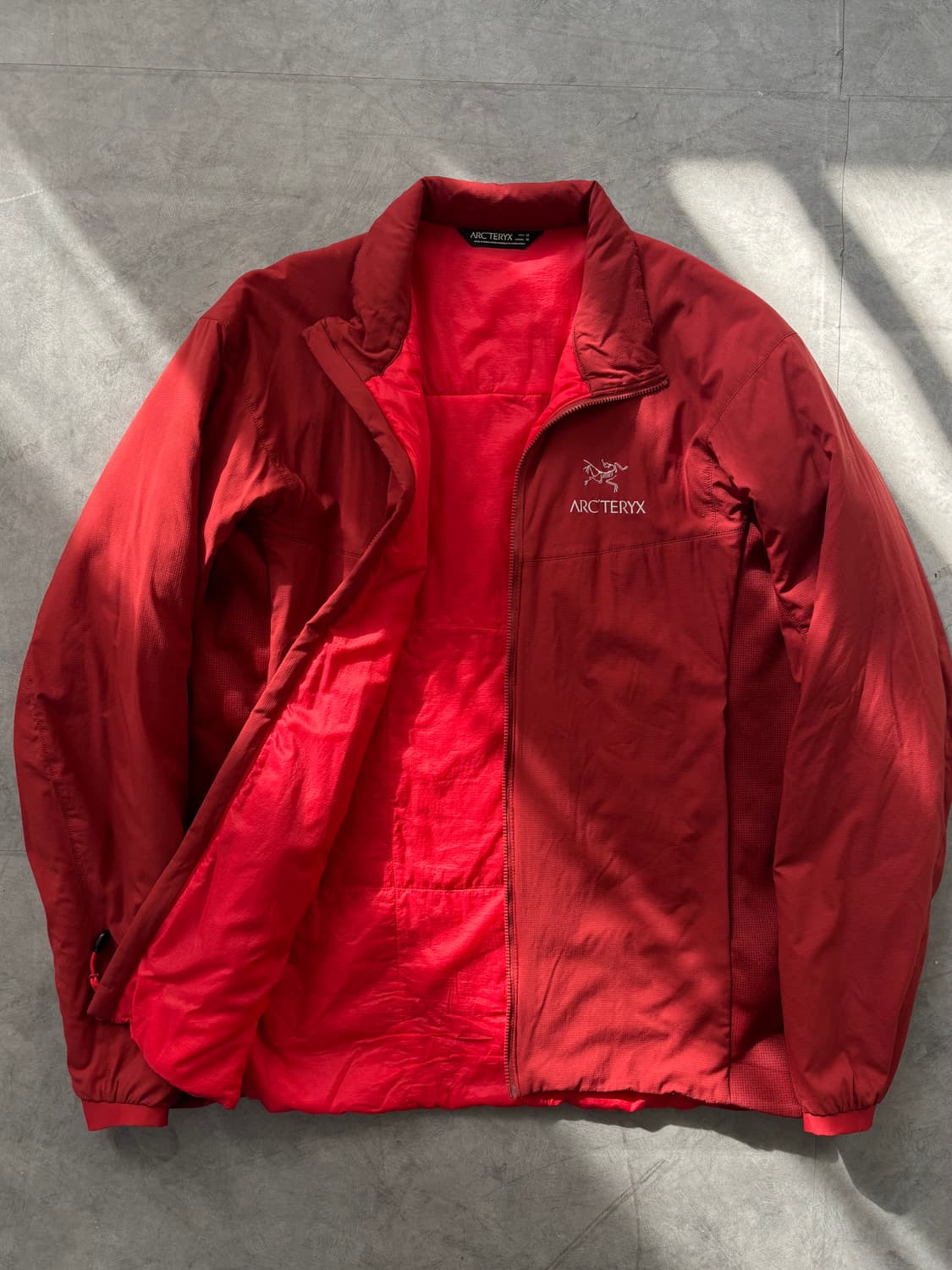 Arc'teryx 아크테릭스 아톰 LT 자켓 레드 상품이미지2