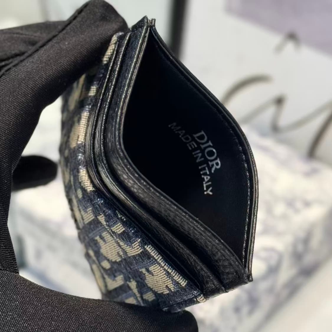  카드 홀더 블랙 그레인드 카프스킨 베이지 블랙 디올 오블리크 자카드 상품이미지4