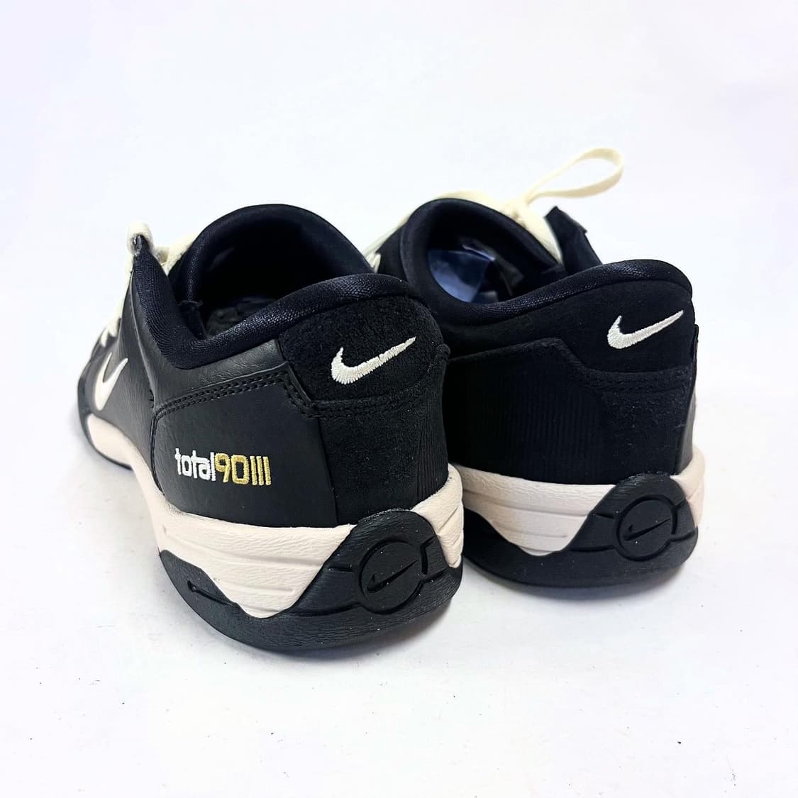 나이키 토탈90 메탈릭골드 상품이미지6