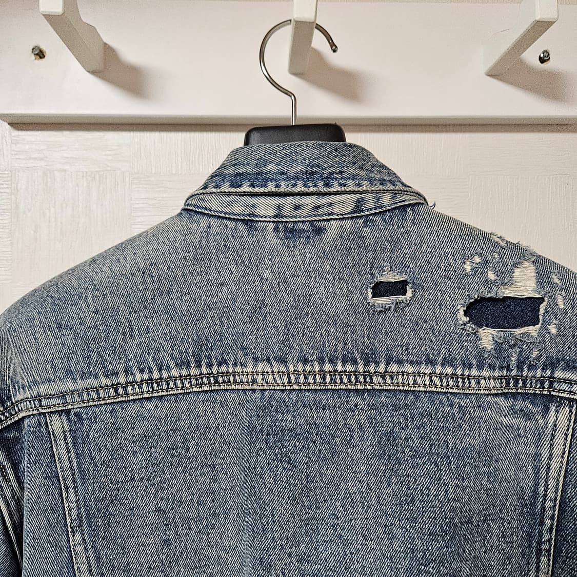 올세인츠 데미지 데님 트러커 자켓 상품이미지5