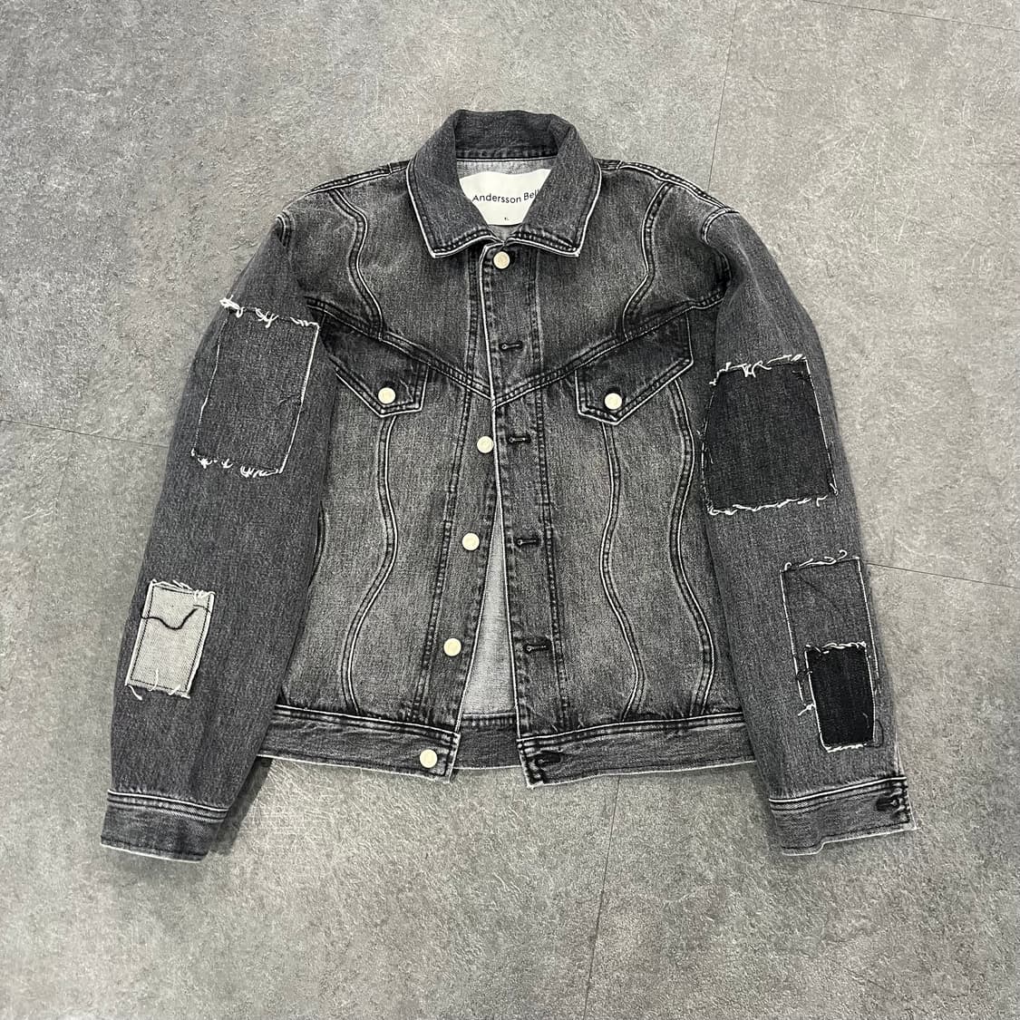 앤더슨벨 패치워크 데님 자켓  상품이미지1
