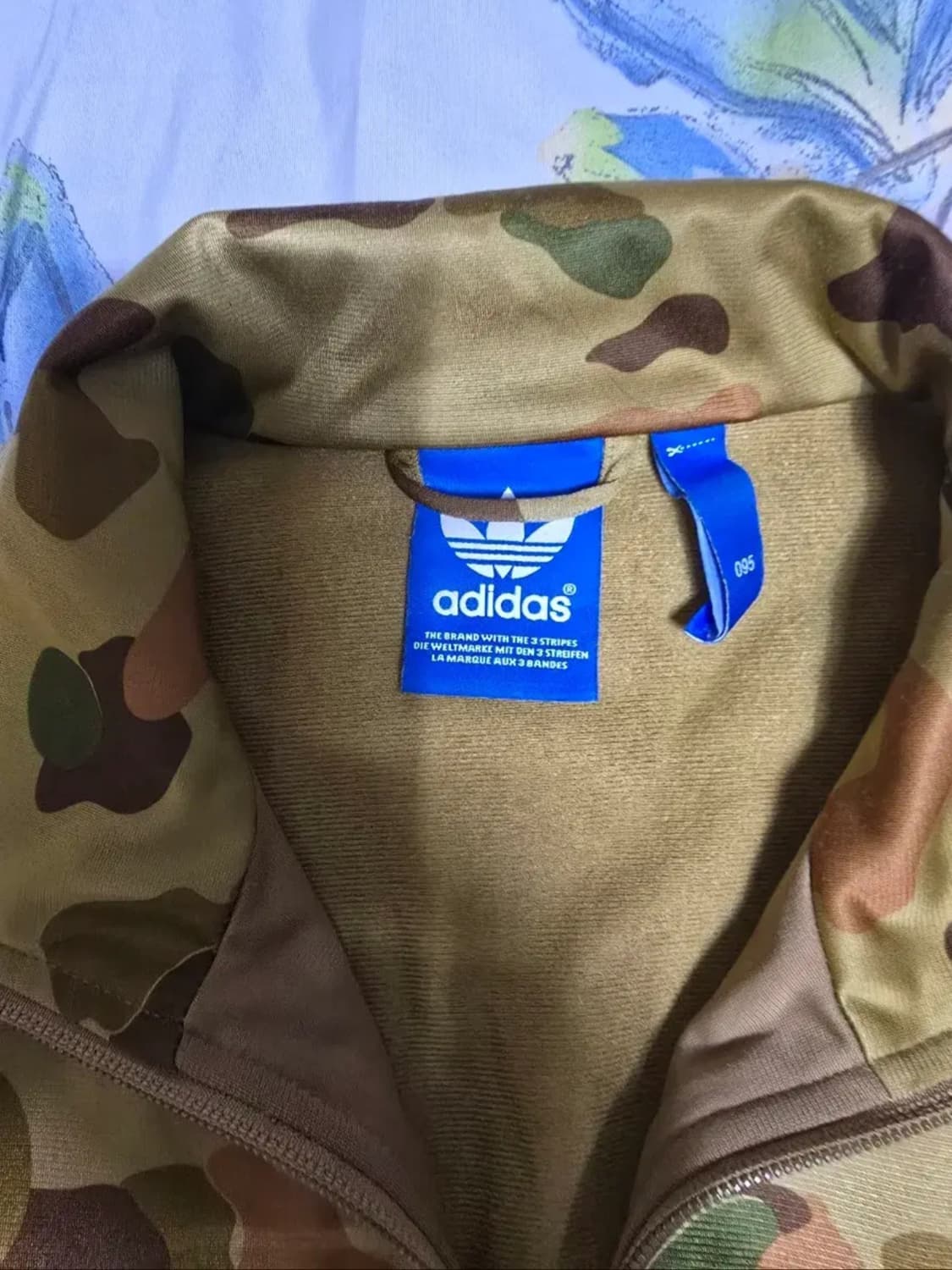 아디다스 카모 트랙탑 오버핏 95 (남/여) 상품이미지3