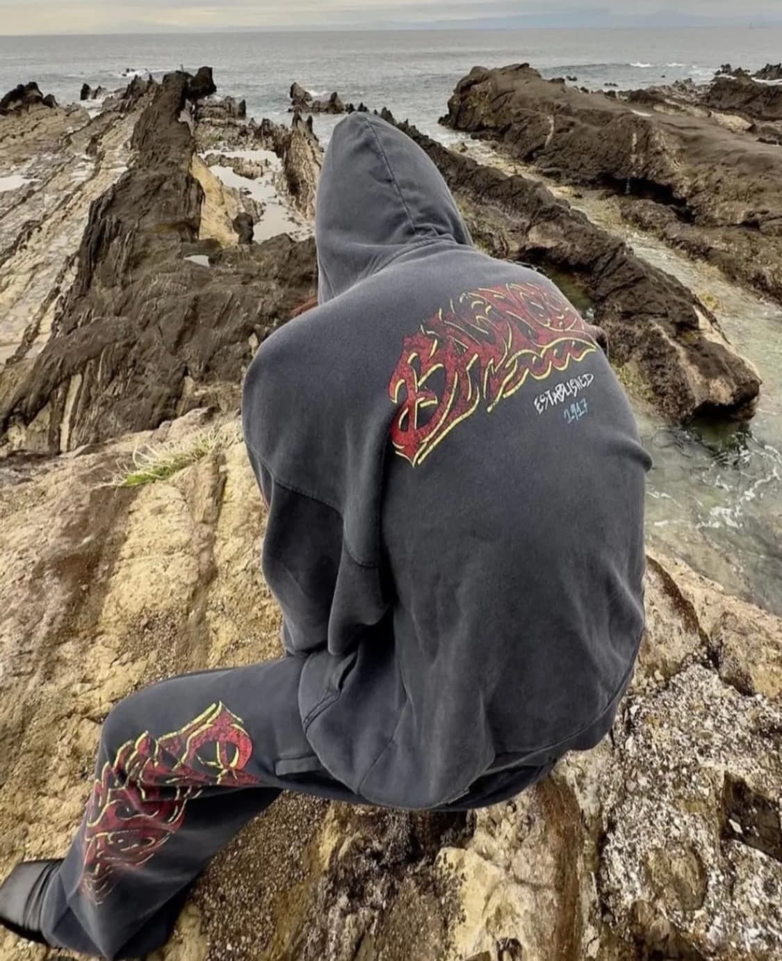 발렌시아가 오프쇼어 후드 집업 (M) 상품이미지1