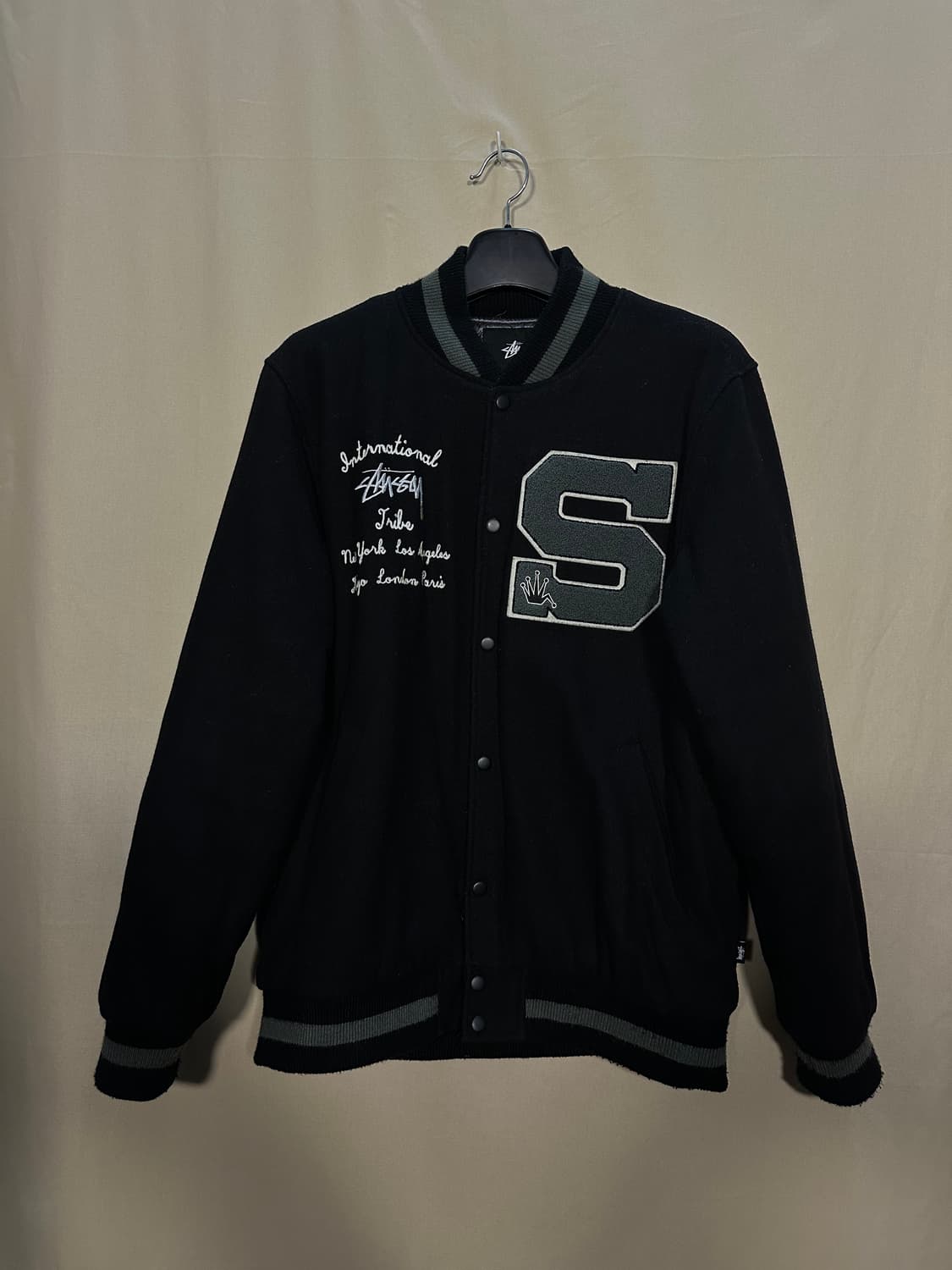 스투시 빅 S로고 레터맨 바시티 자켓 처분  상품이미지1
