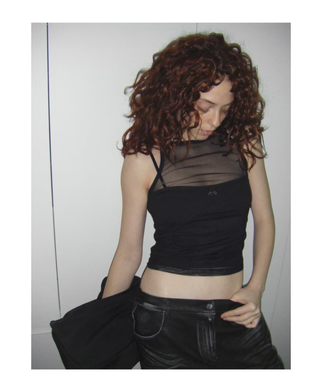 오도어 애쉬 슬리브리스 블랙 상품이미지4