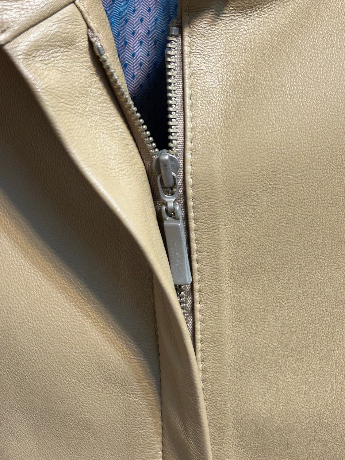 유즈드 라이트 베이지 미니멀 레더 자켓 상품이미지4