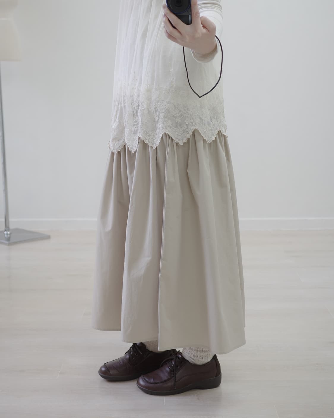 LACOLE light beige shirring skirt 상품이미지3