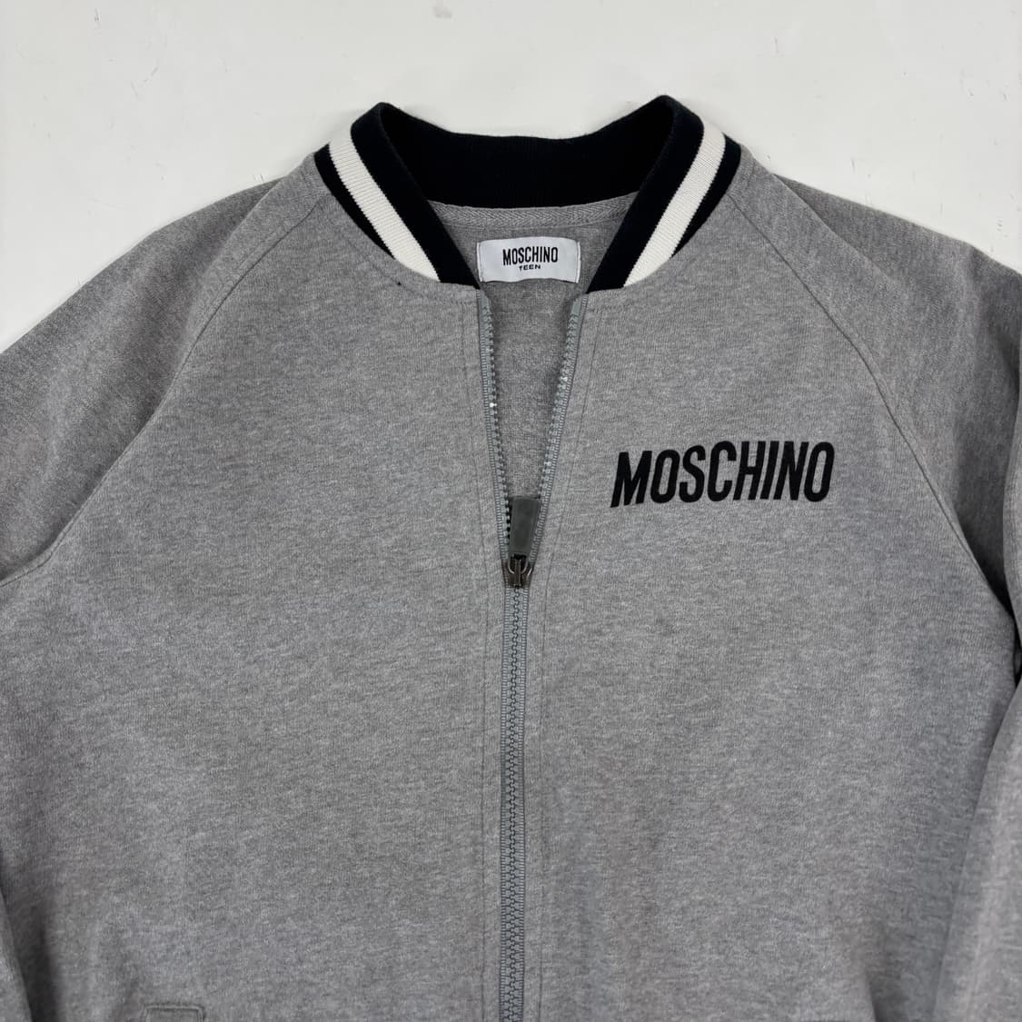 모스키노 집업 상품이미지4