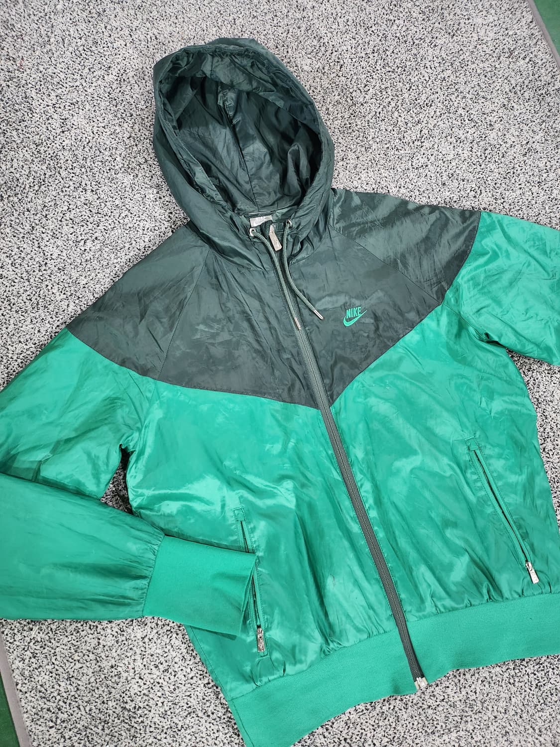 나이키 윈드러너 후드 집업 (그린 배색) 상품이미지2