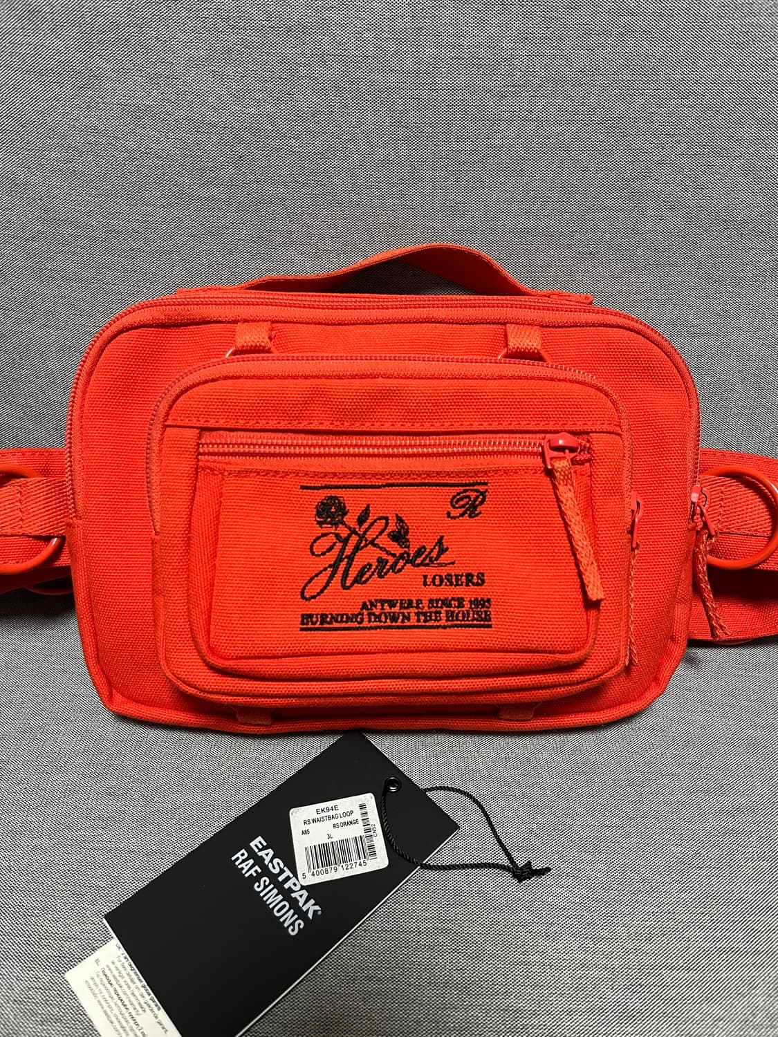 라프시몬스x이스트팩 루프링 웨이스트백 상품이미지5