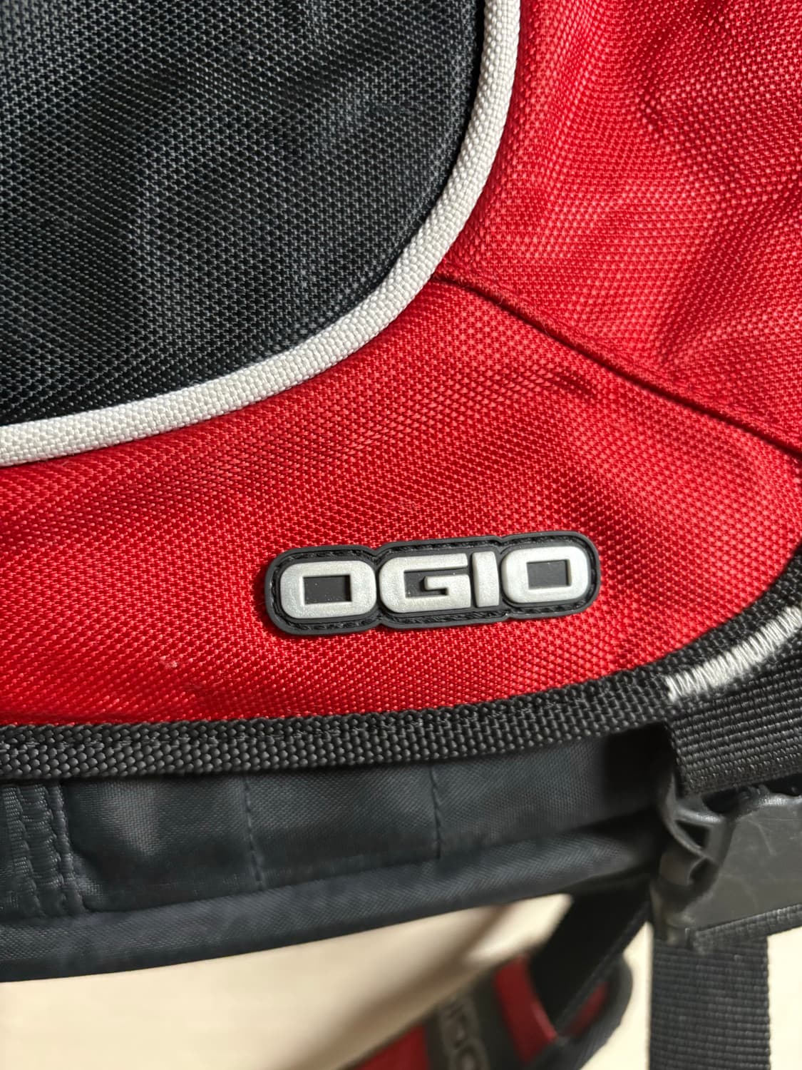 Ogio google 랩탑 메신저백 상품이미지5