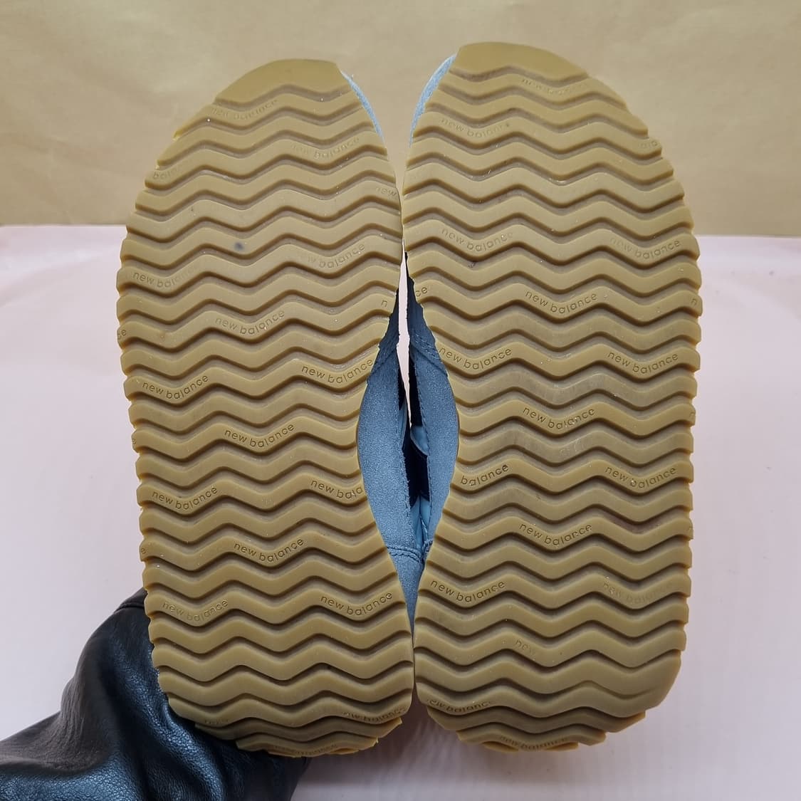 뉴발란스 237 여성운동화235 상품이미지3