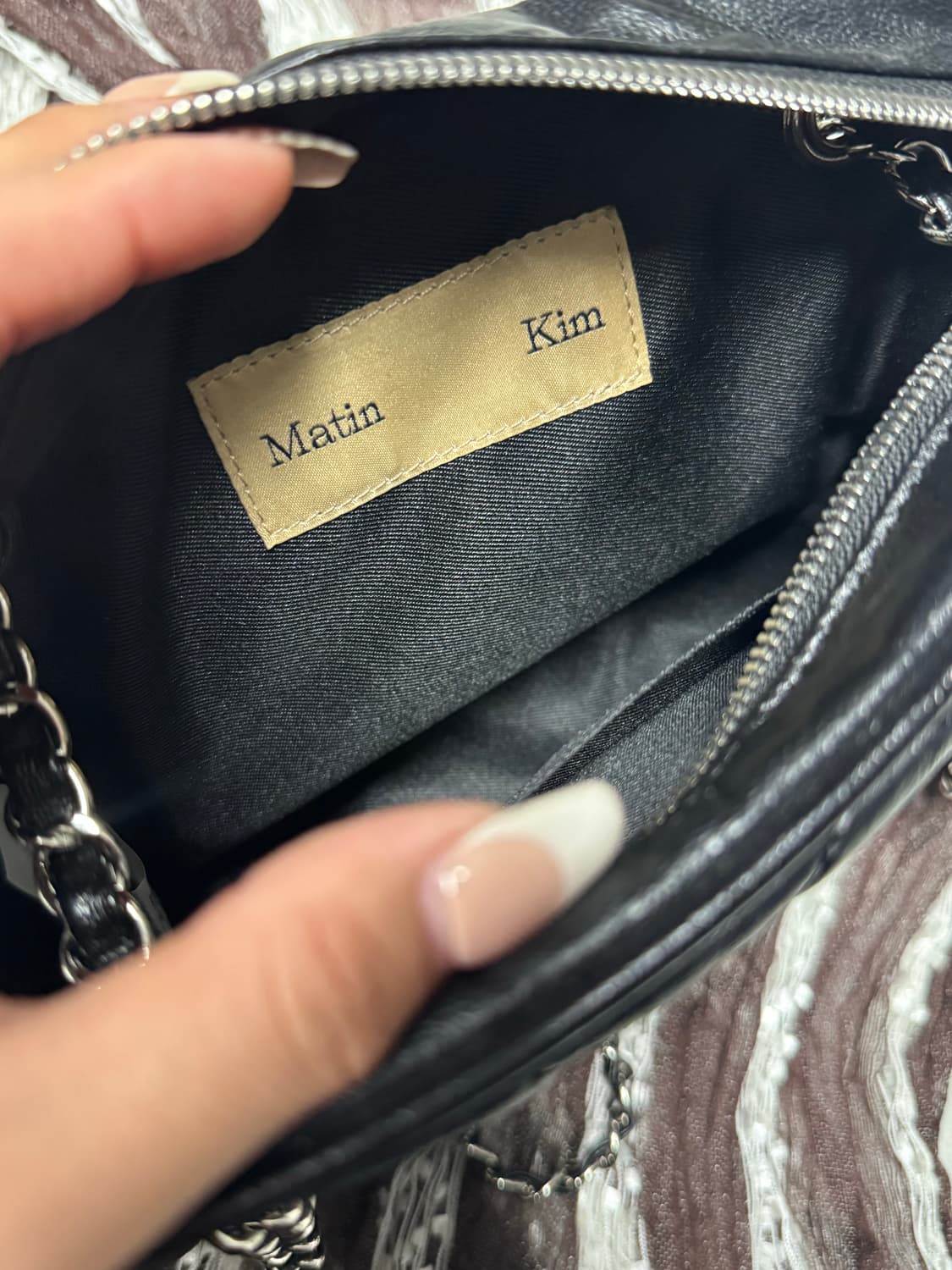 마뗑킴 스터드 미들 퀄팅백 상품이미지5