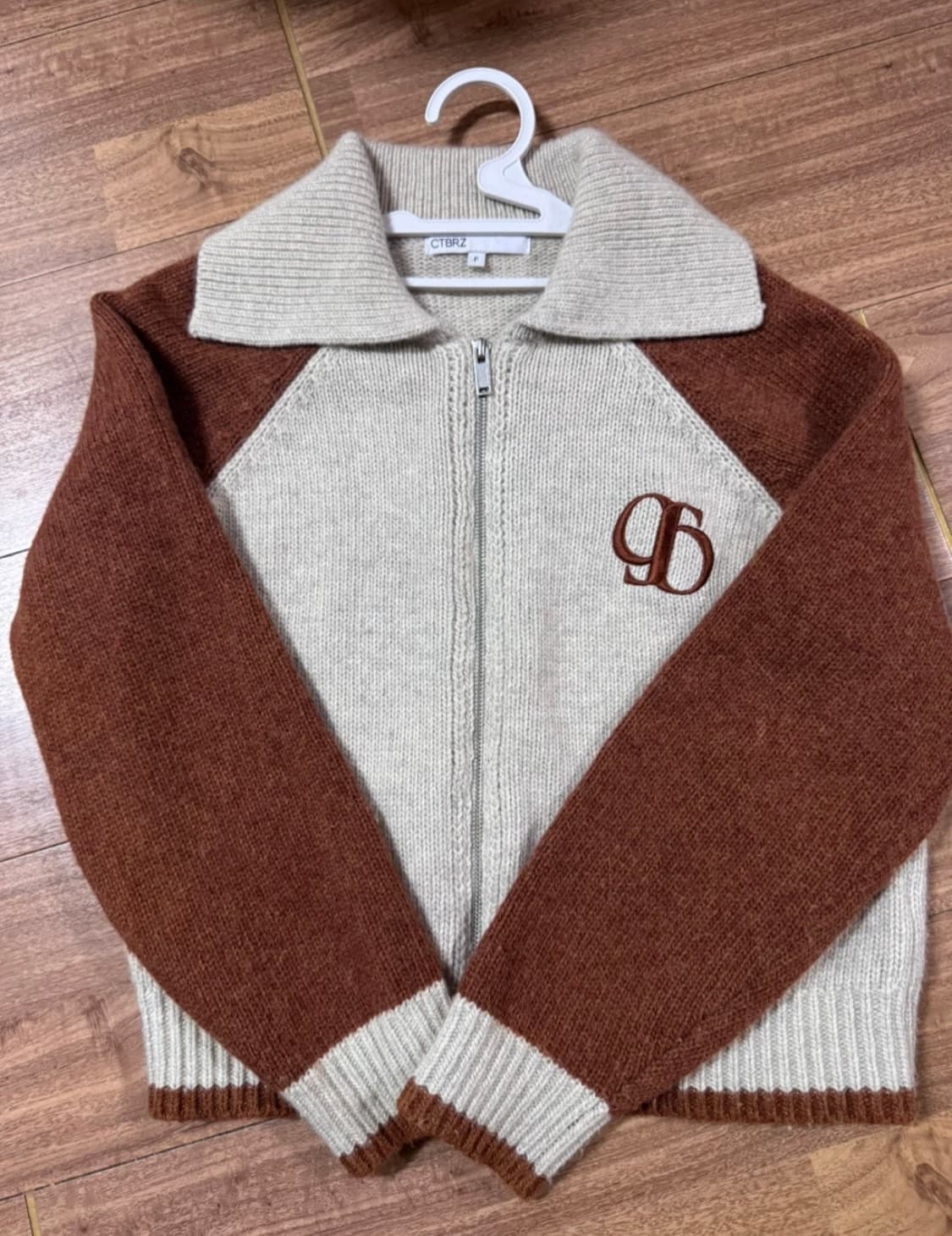 시티브리즈 모 니트집업 상품이미지1