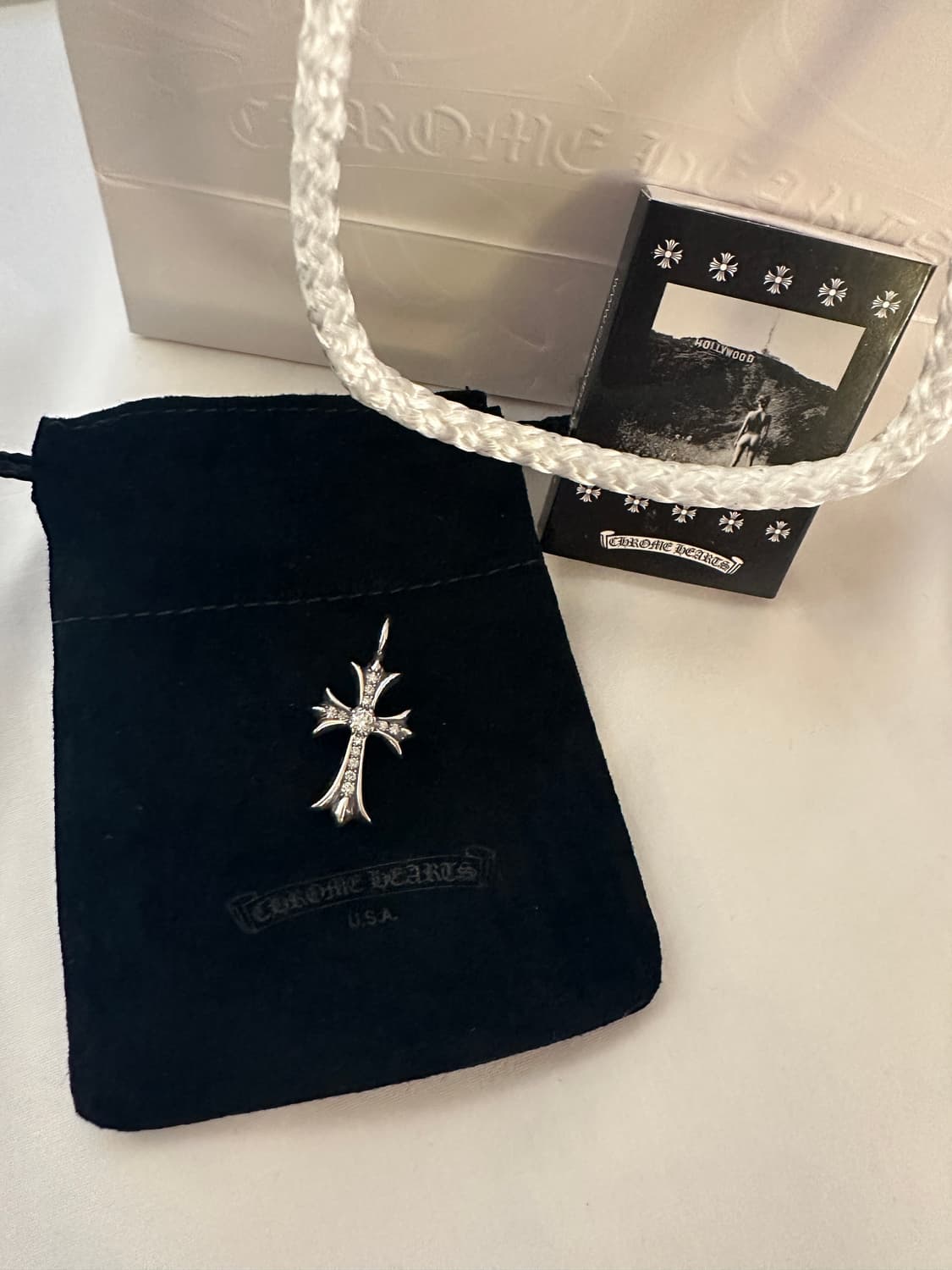 크롬하츠 실버 타이니 크로스 풀파베 펜던트 상품이미지1