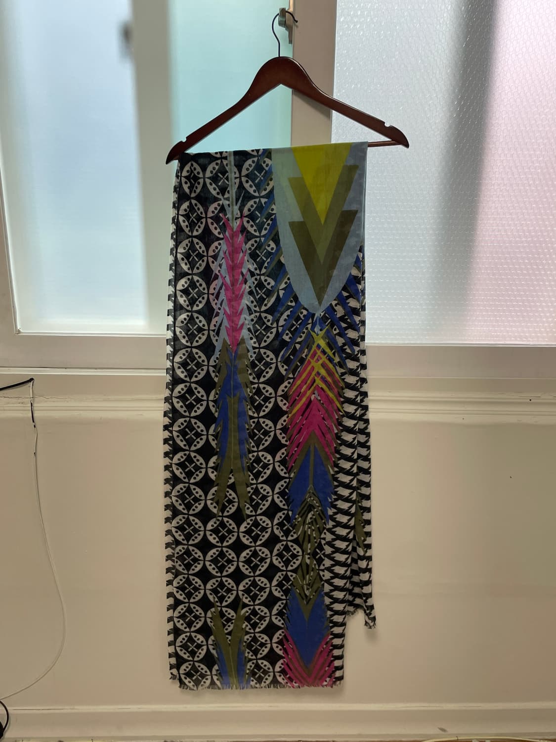 Yarnz 보헤미안 에스닉 캐시미어 스카프 J03749 상품이미지1