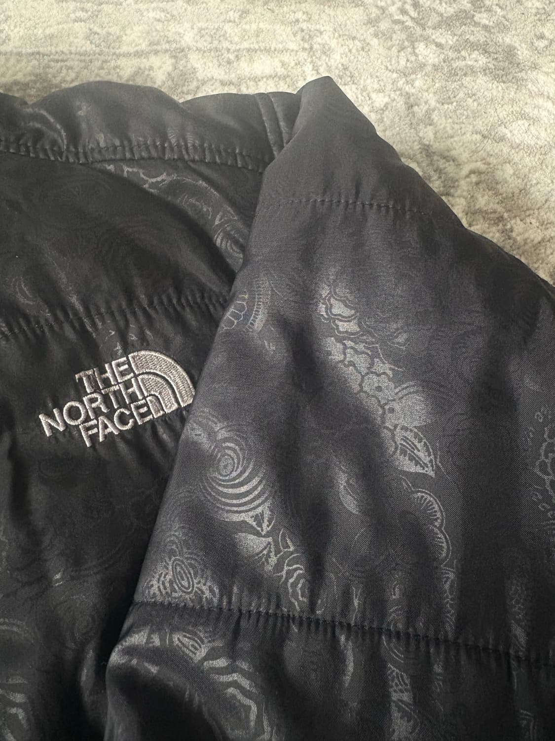 노스페이스 경량패딩  상품이미지2