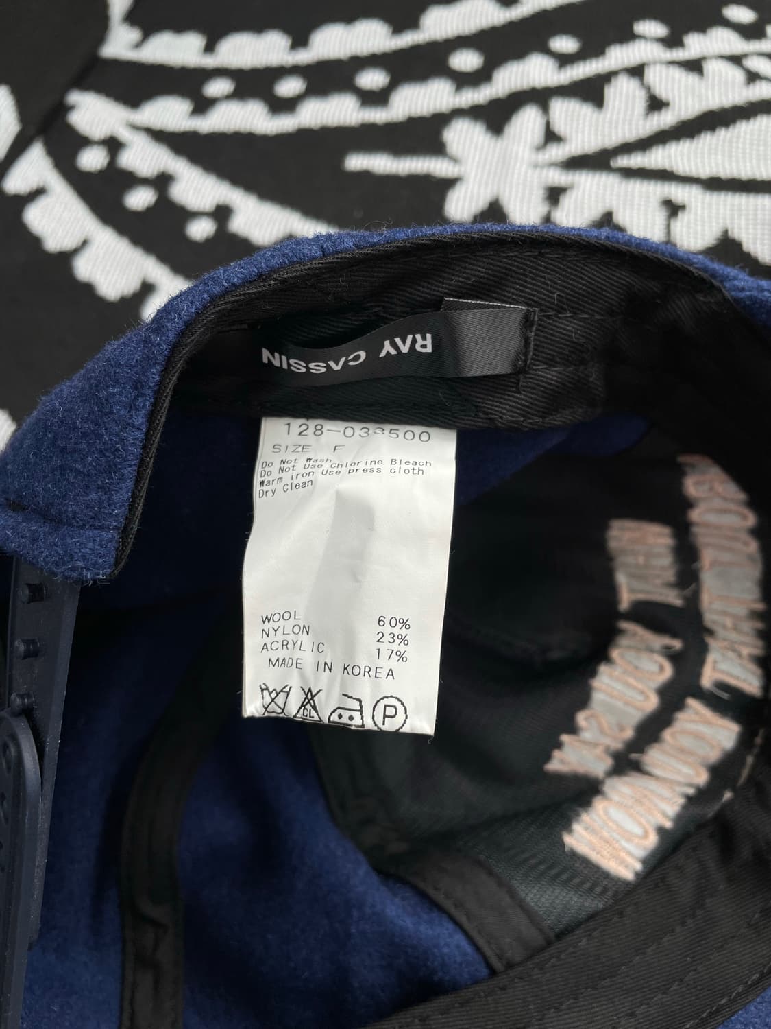 (30% OFF) Ray Cassin 울 슬로건 볼캡 상품이미지4