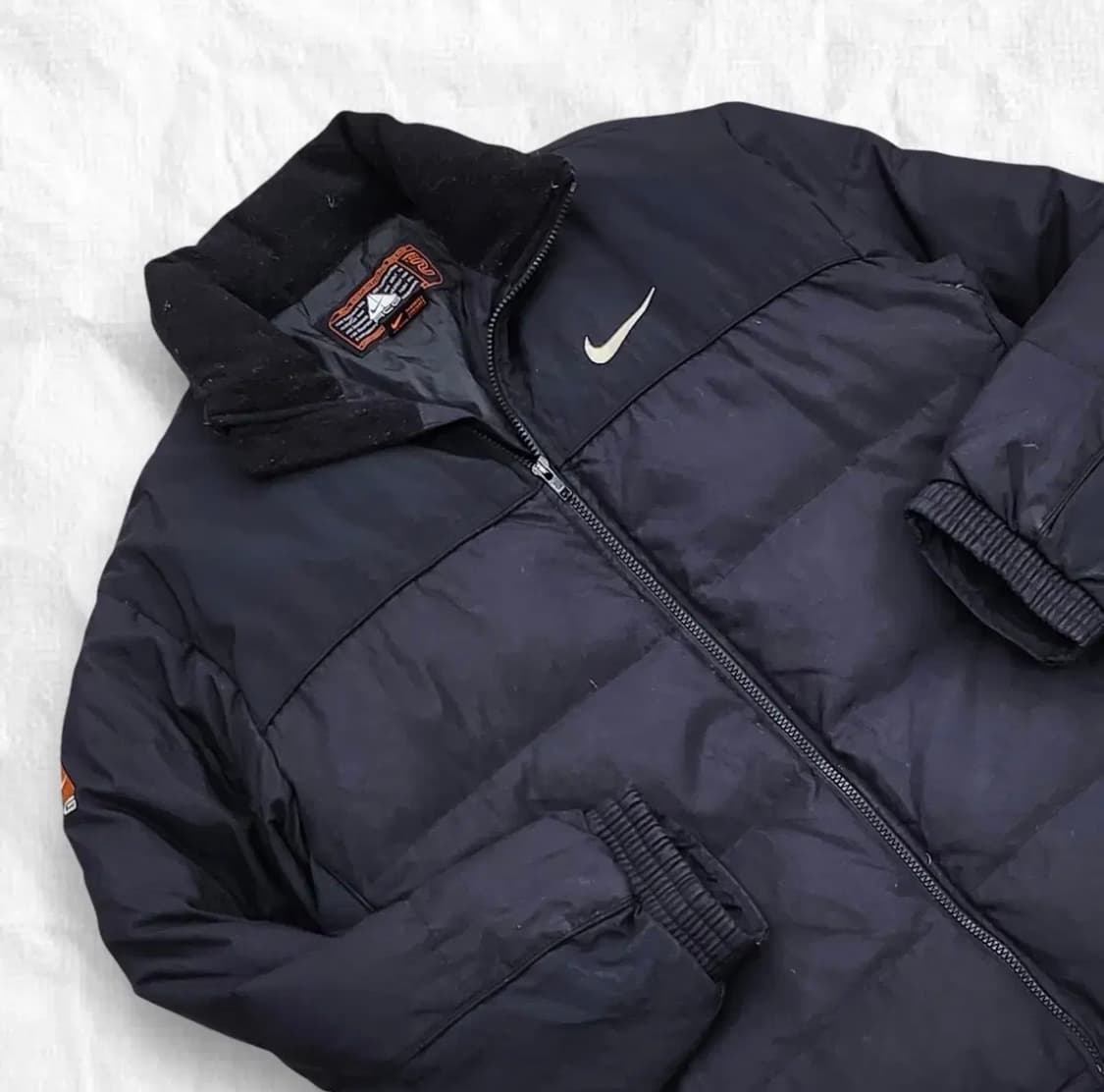 나이키 acg 패딩 M 상품이미지3
