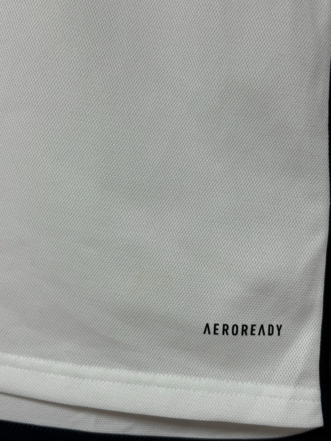 아디다스 레알 마드리드 23/24 홈 유니폼 XS 상품이미지5