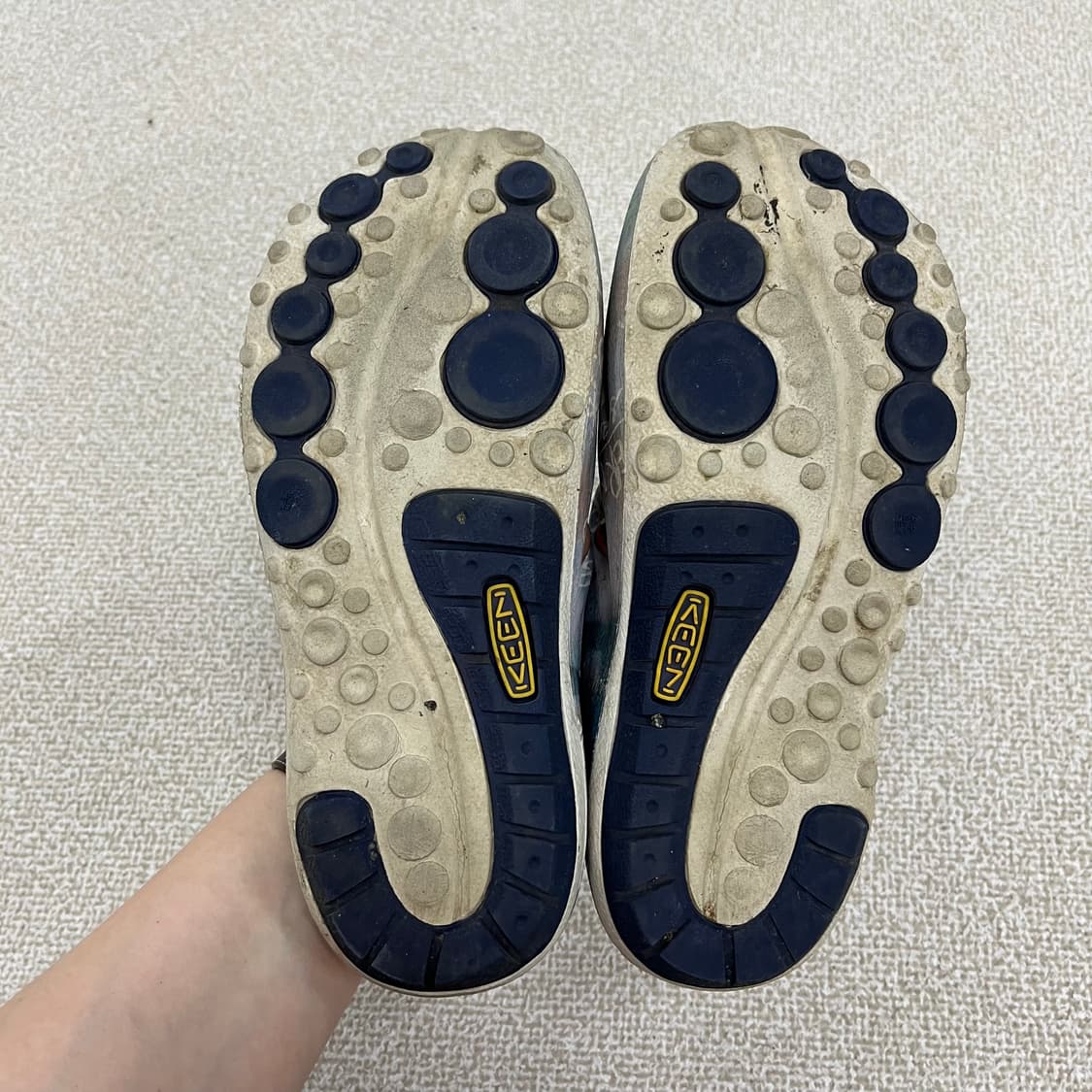 235-40정도 킨 샨티 슬라이드 슬리퍼 0123M 상품이미지6