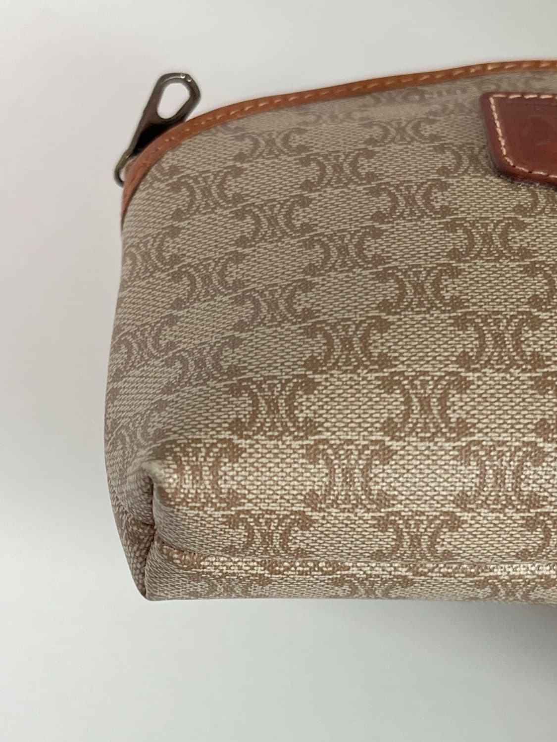 celine / 셀린느 베이지 마카담 파우치  상품이미지9