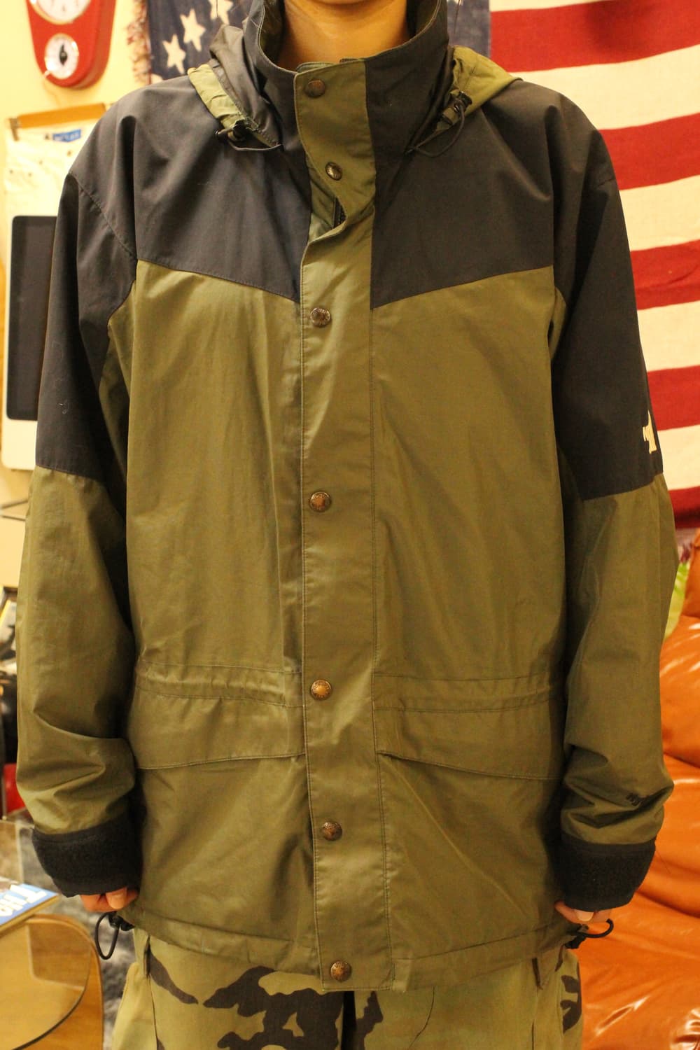 90s TNF Mountain  Hydro seal 상품이미지2